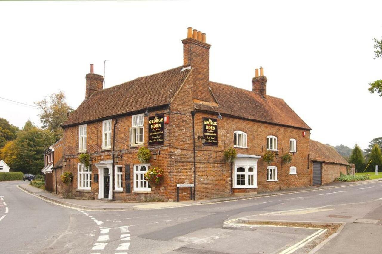 Hotel The George & Horn Near Newbury à Kingsclere Extérieur photo