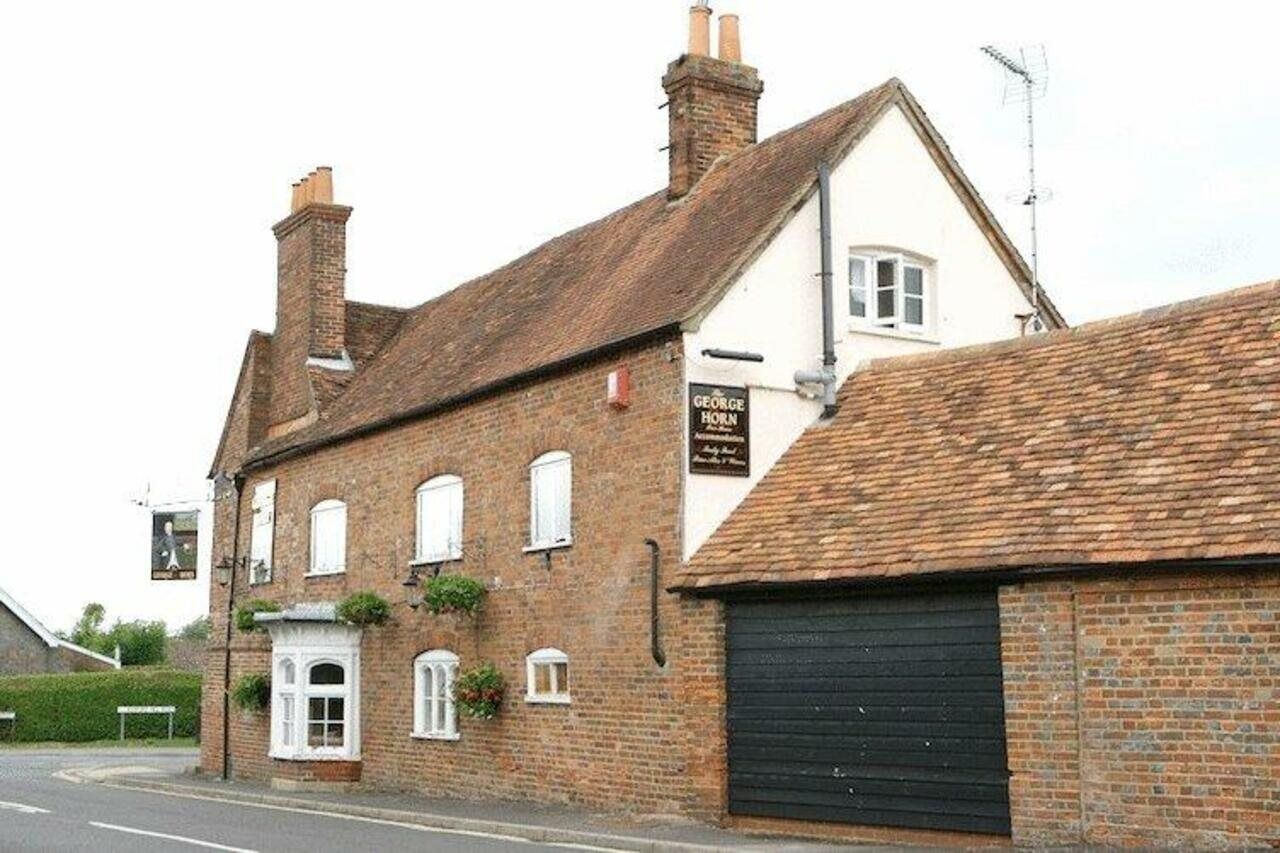 Hotel The George & Horn Near Newbury à Kingsclere Extérieur photo